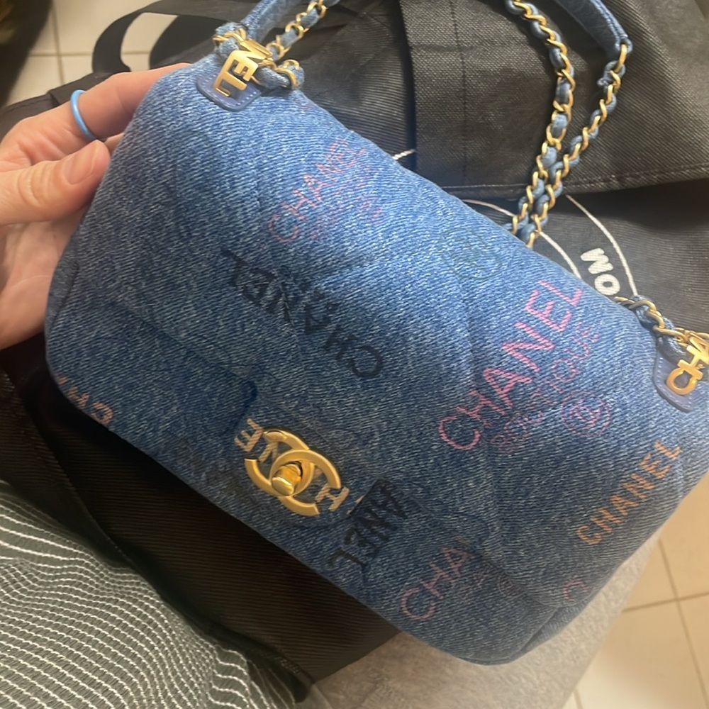 Chanel Denim Mood Small Bag - Picture 2 of 10